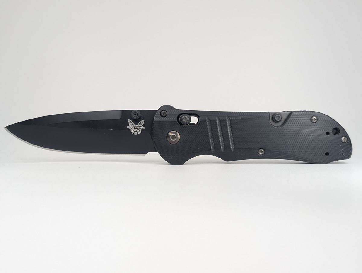 *Consignment* Benchmade 917 Triage Black Axis Lock Folding Knife w/ Seatbelt Cutter