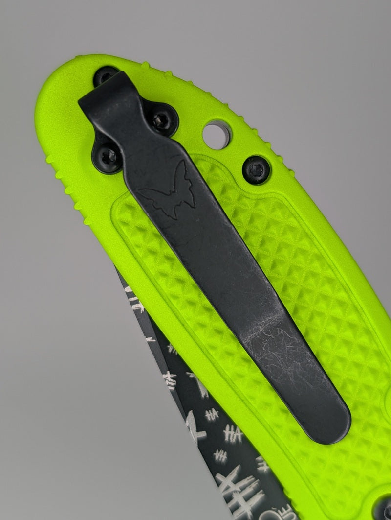 *Consignment* Benchmade Custom Griptilian "Joker" AXIS-LOK Folding Knife