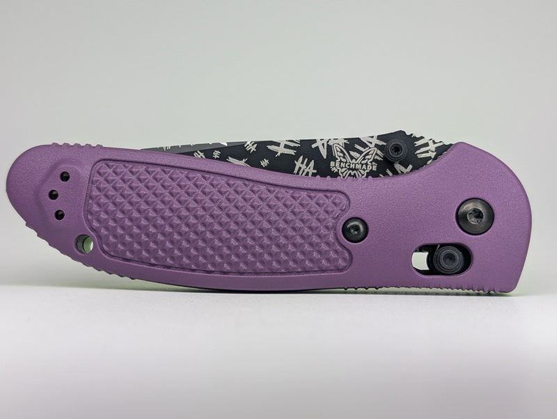 *Consignment* Benchmade Custom Griptilian "Joker" AXIS-LOK Folding Knife