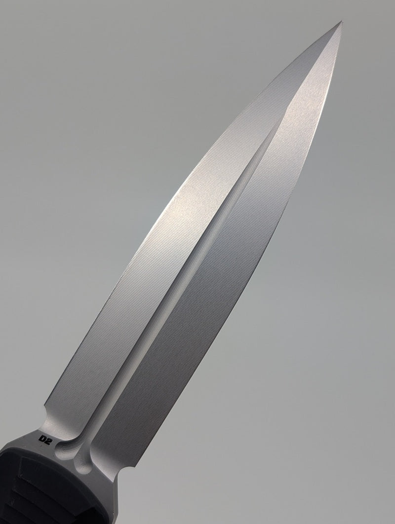 *Consignment* Benchmade Infidel Black D2 Fixed Blade Knife