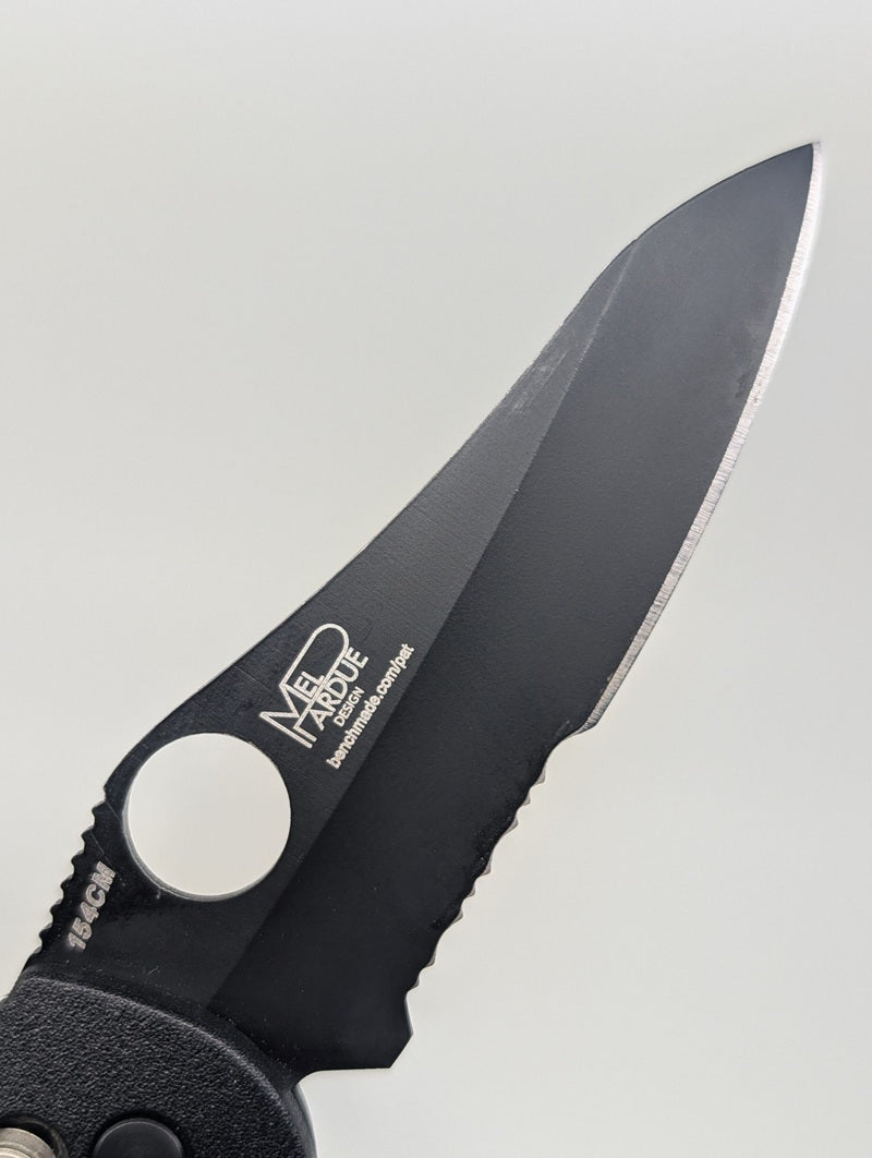 *Consignment* Benchmade 555 Mini Griptilian 154CM Partial Serrated Axis Lock Folding Knife