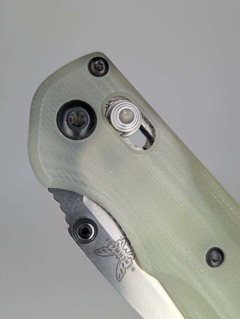*Consignment* Benchmade Mini Freak Limited Edition Axis-Lok Folding Knife
