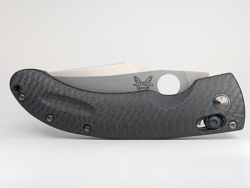 *Consignment* Benchmade 746 Mini Onslaught Limited Edition Carbon Fiber Axis Lock Folding Knife