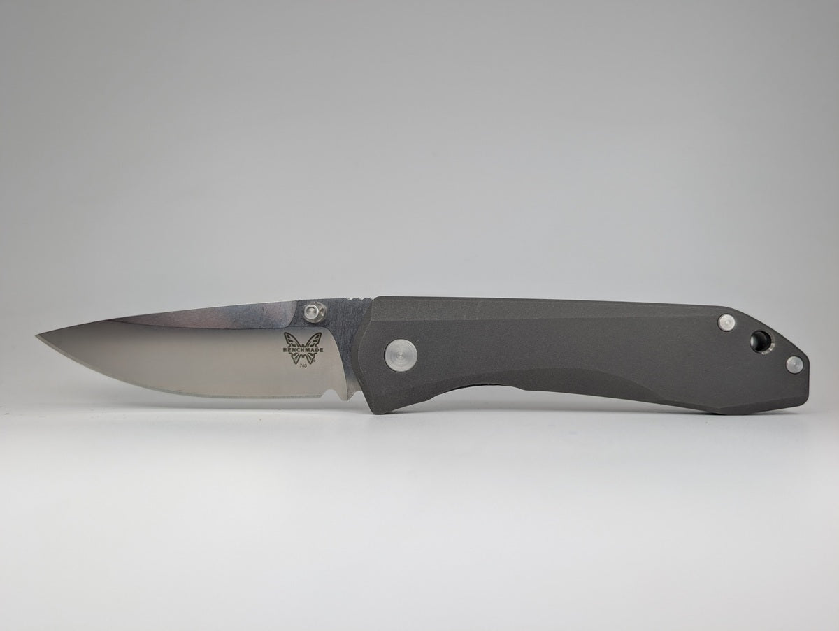 *Consignment* Benchmade Mini Ti Monolock Frame Lock Folding knife