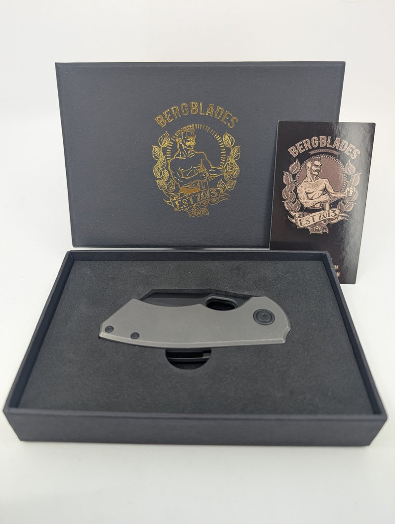 *Consignment* Berg Blades SLIM Mini Frame Lock Folding Knife