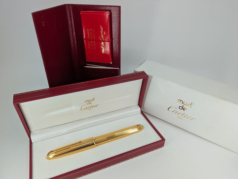 *Consignment* Stylo Bille Louis Cartier Godron Fountain Pen 18k Gold Fine Nib
