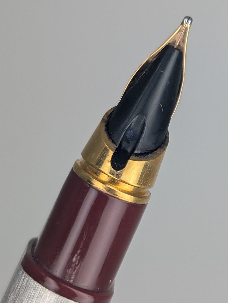 *Consignment* Cartier Vendome Brushed Silver Fountain Pen 18k Gold Medium Nib