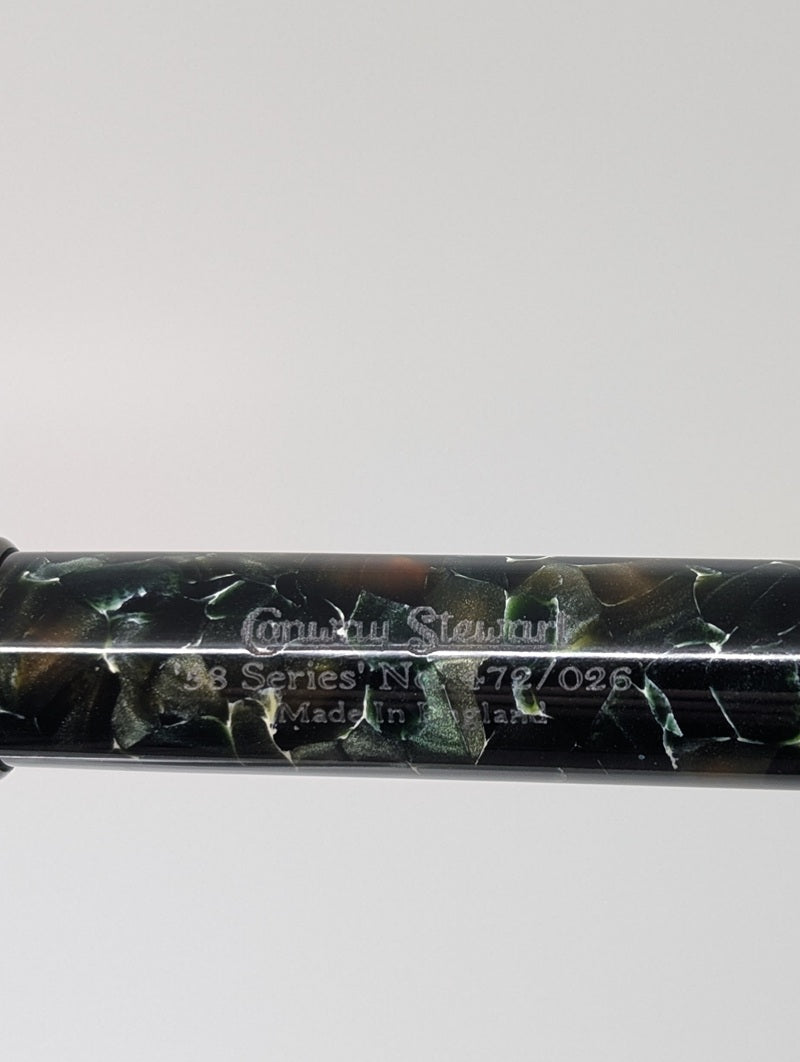 *Consignment* Conway Stewart 58 Green Marble Fountain Pen 18kt Gold Double Broad Nib