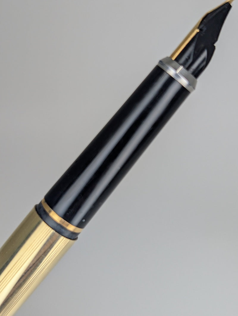 *Consignment* Cross 10kt Gold Filled Fountain Pen 14k Gold Medium Nib