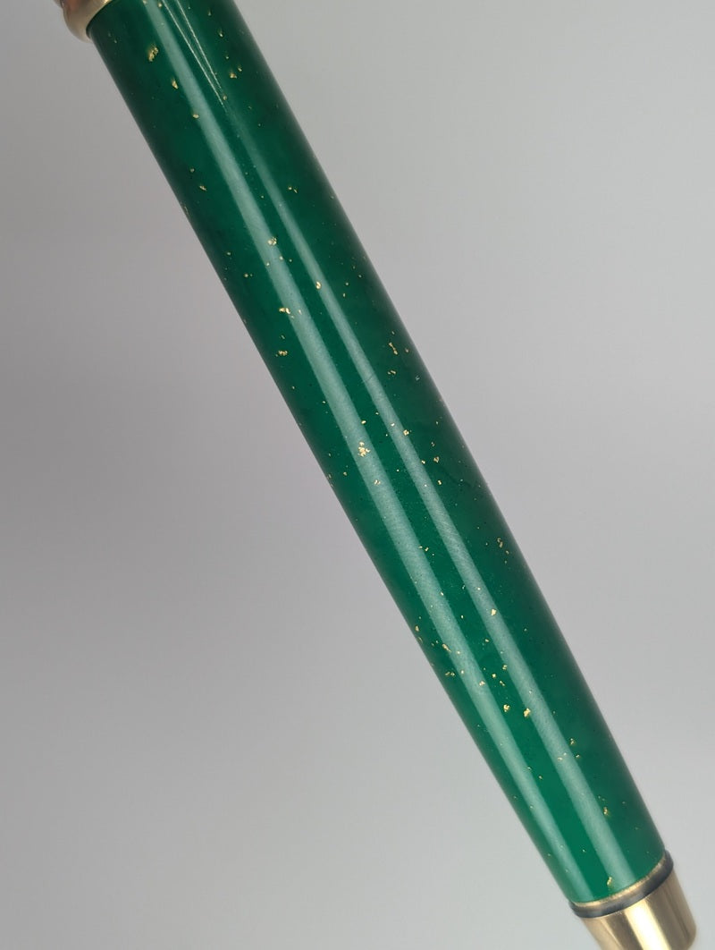 *Consignment* Cross Townsend Jade Fountain Pen 18k Gold Oblique Medium Nib