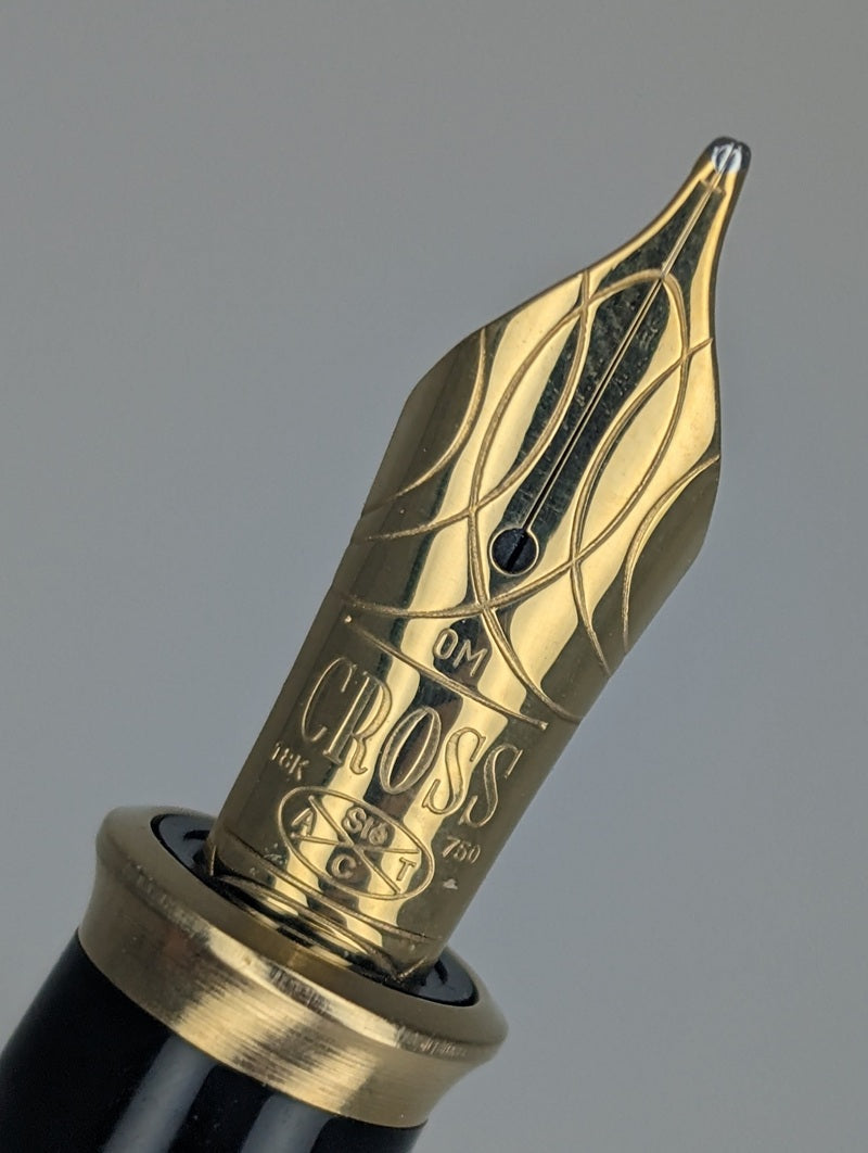 *Consignment* Cross Townsend Jade Fountain Pen 18k Gold Oblique Medium Nib