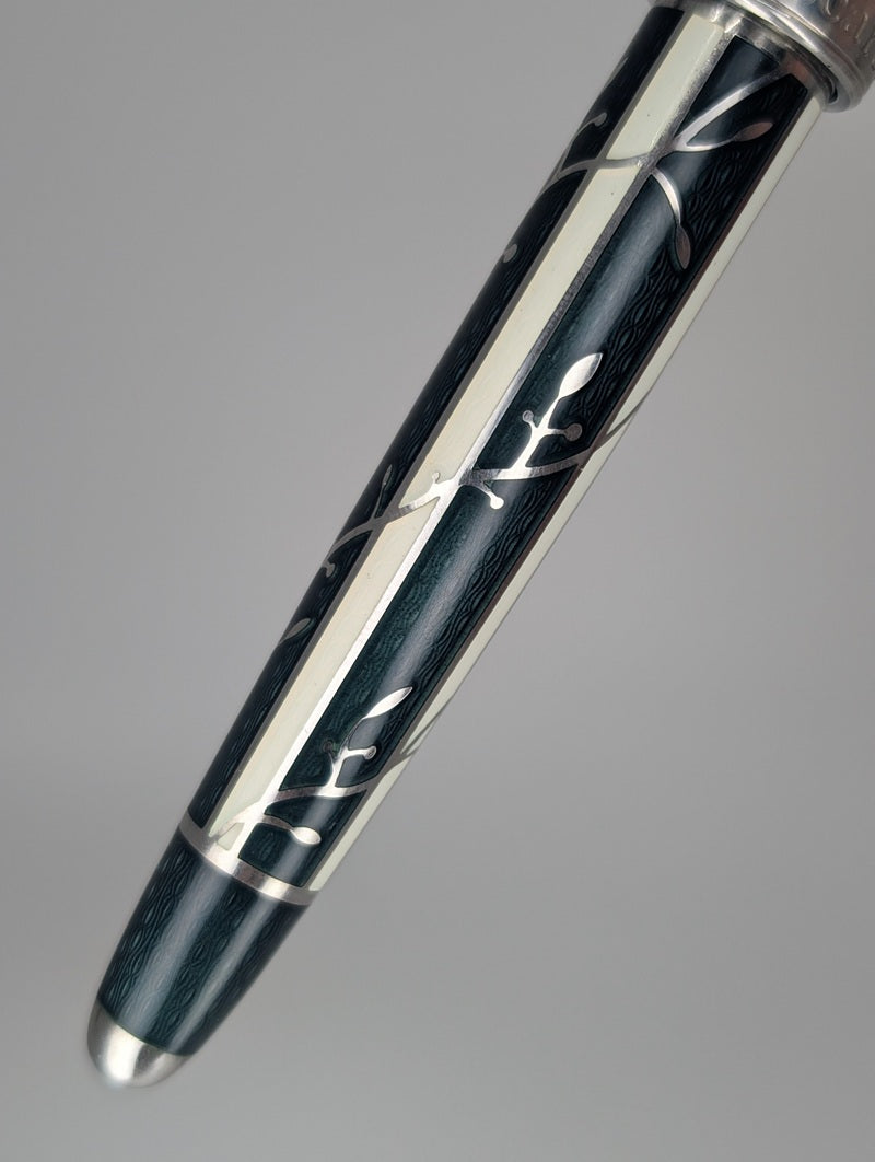 *Consignment* David Oscarson Green Trellis Rollerball Pen
