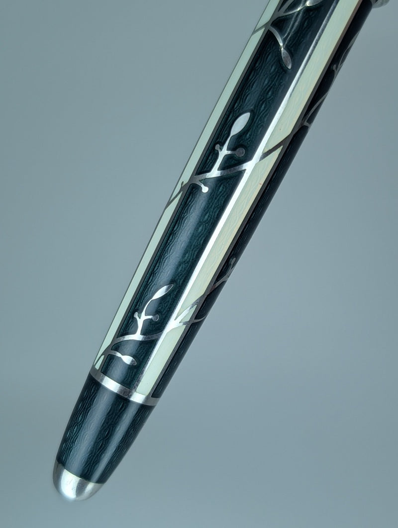 *Consignment* David Oscarson Green Trellis Rollerball Pen