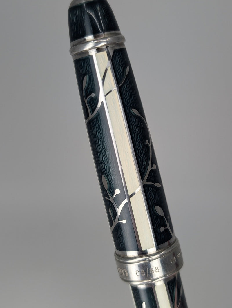 *Consignment* David Oscarson Green Trellis Rollerball Pen
