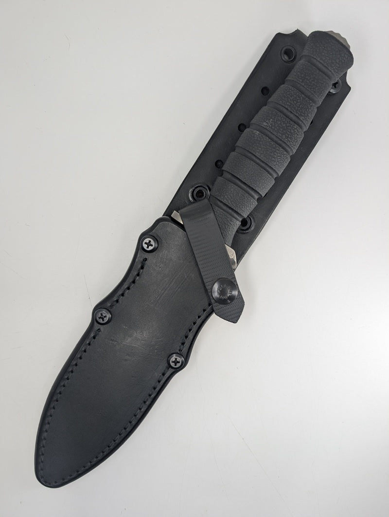 *Consignment* Defiant 7 M320G Fixed Blade Knife