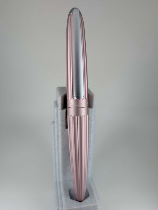 *Consignment* Diplomat Aero Antique Rose Fountain Pen Steel Fine Nib