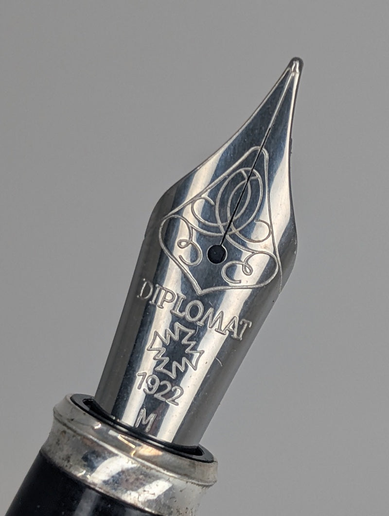 *Consignment* Diplomat "1922" Classic Collection Blue Marble Fountain Pen