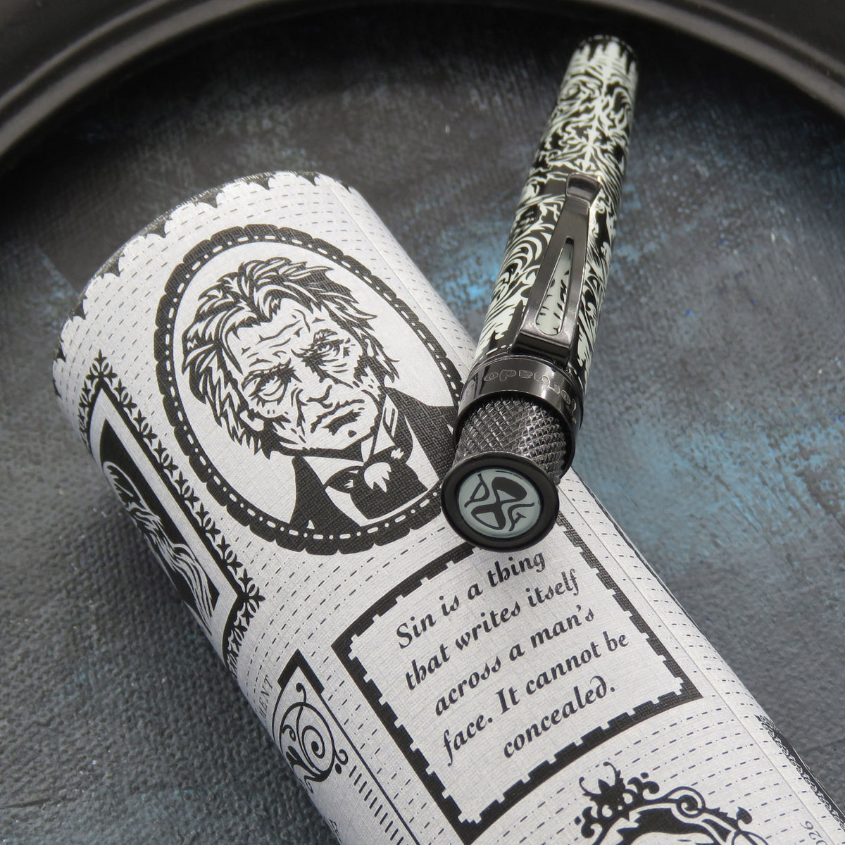 Retro 51 Tornado Popper™ - The Picture of Dorian Gray - Limited Edition