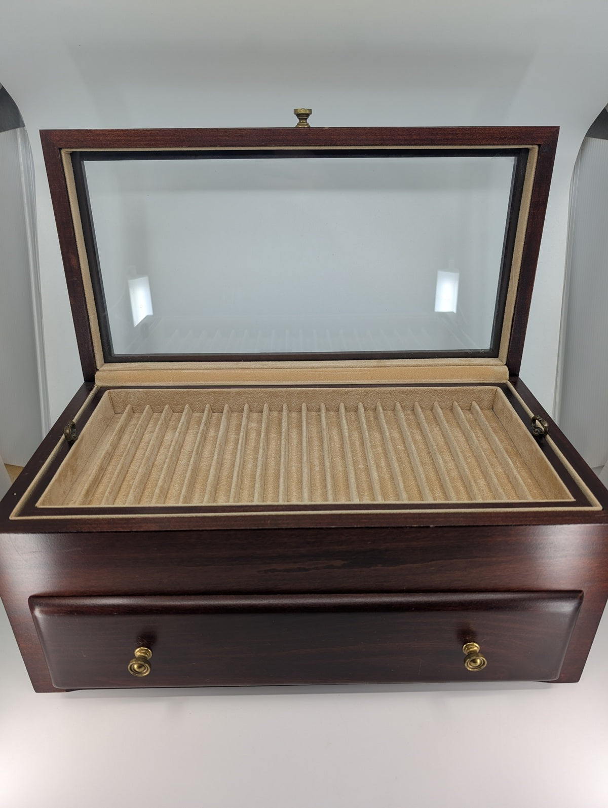 *Consignment* Eureka Manufacturing 60 Pen Wood Case with Drawer
