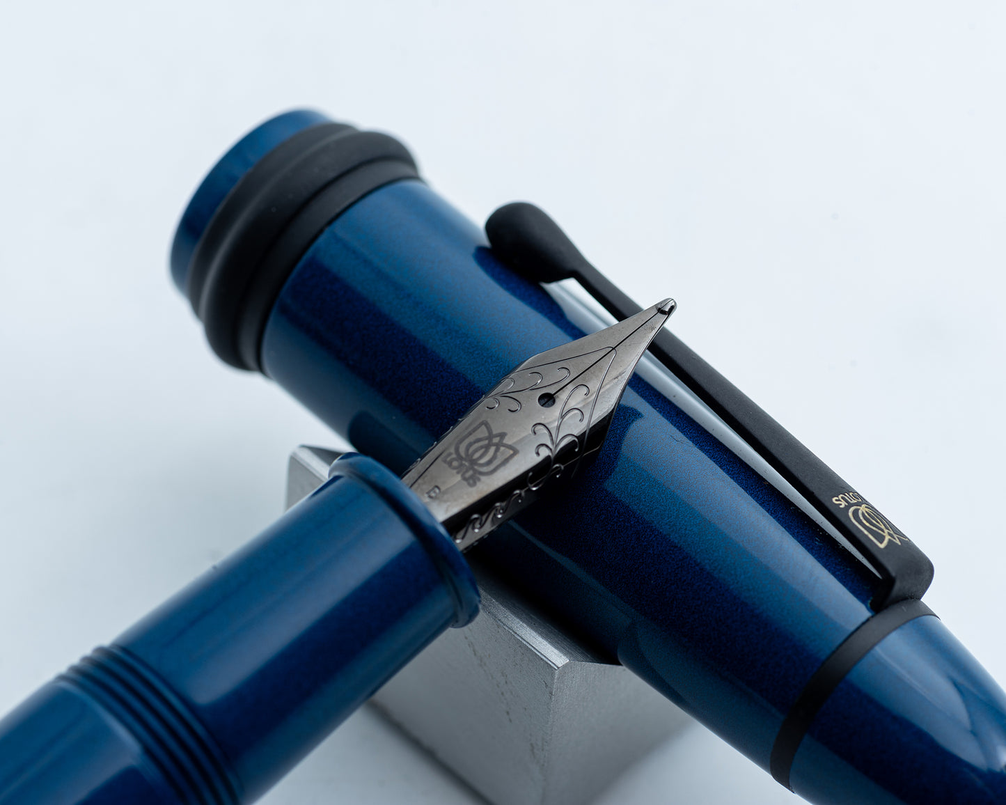 *Consignment* Lotus Pens “Flood 19” S/E (B) - Blue Nikko Ebonite