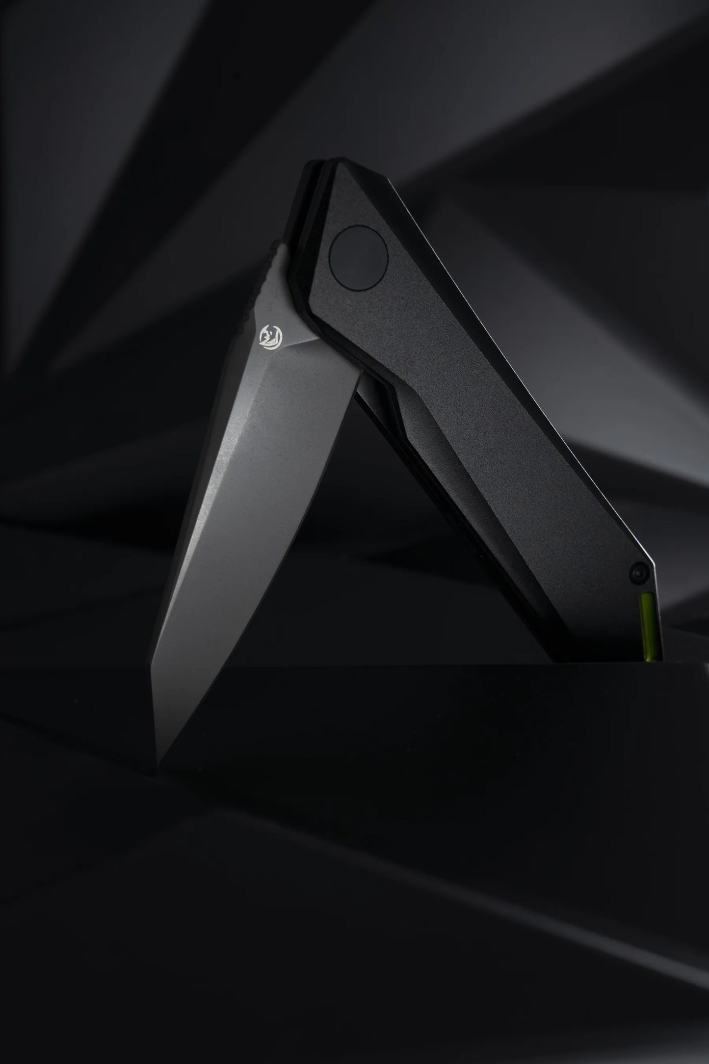 Glow Rhino "Meitner" Black Aluminum Tritium Magnacut Liner Lock Folding Knife
