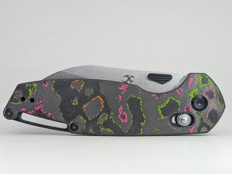 *Consignment* Kansept Model 6 Carbon Fiber Cross Bar Lock Folding Knife
