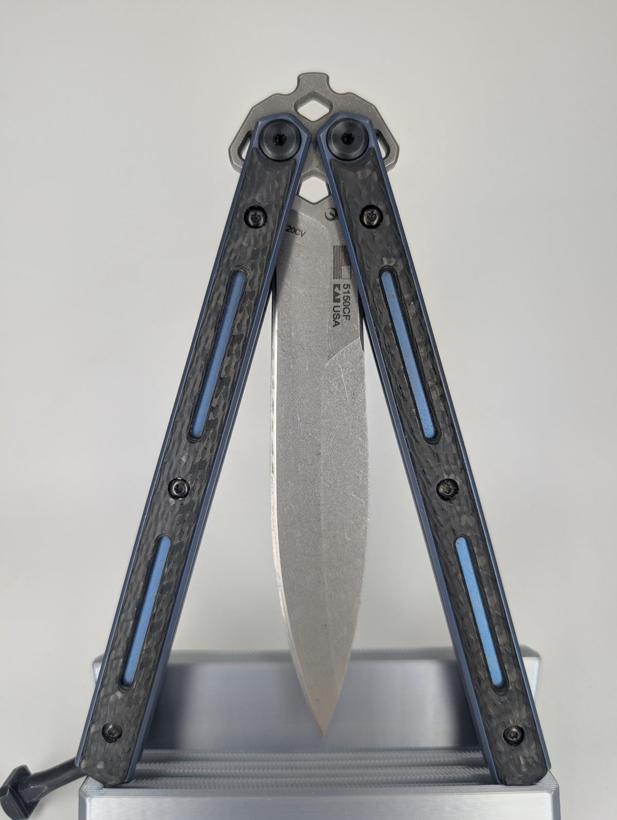 *Consignment* Kershaw Lucha Special Edition Carbon Fiber Live Blade Balisong