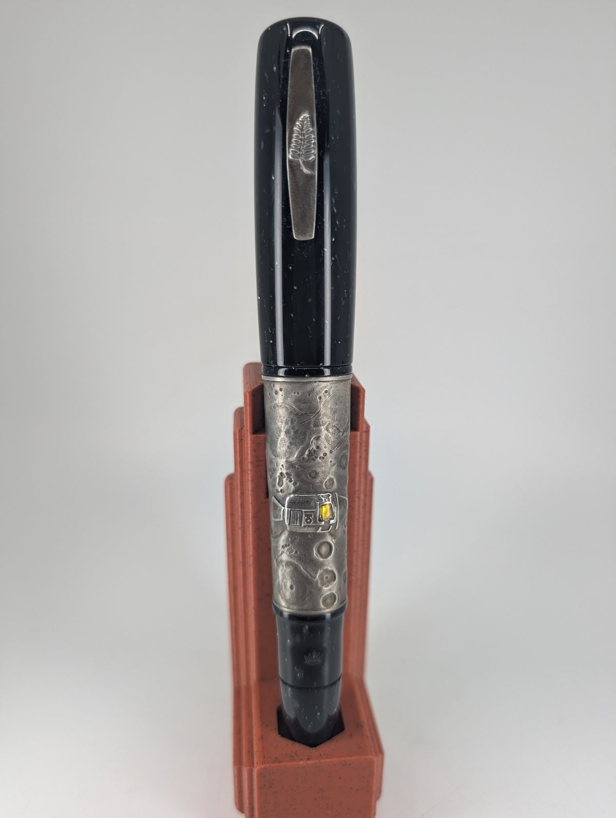 *Consignment* Krone Apollo 11 "Kapton Foil" Limited Edition Fountain Pen 18k Gold Broad Nib