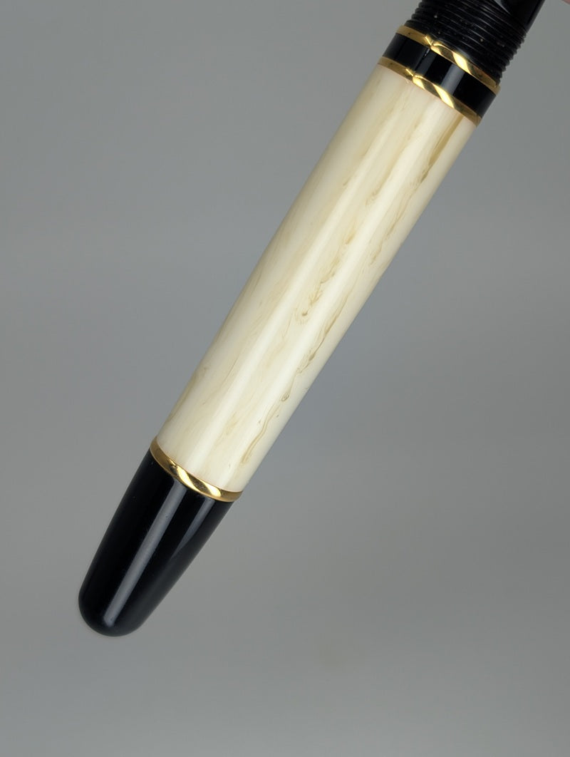*Consignment* Laban Cambridge Fountain Pen Broad Nib