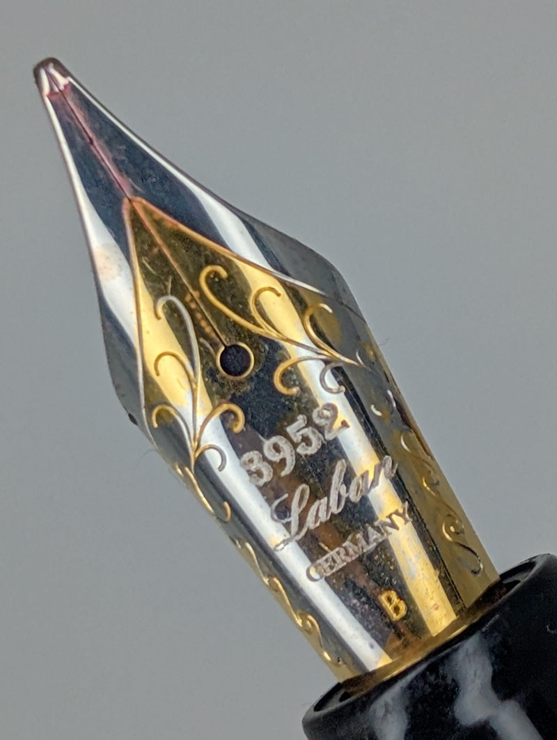 *Consignment* Laban Cambridge Fountain Pen Broad Nib