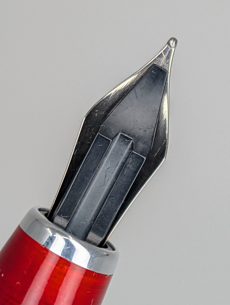 *Consignment* LALEX Vintage Red "Heart" Fountain Pen (M) / Ballpoint Pen Set