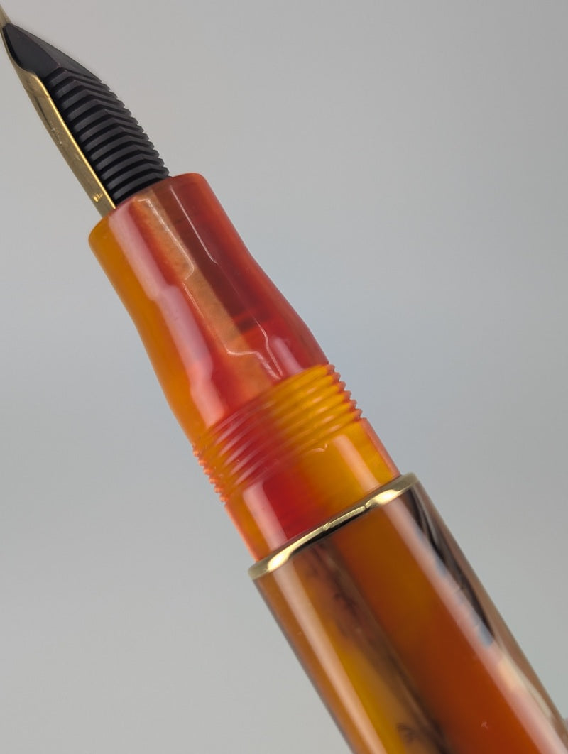 *Consignment* Leonardo Officina Momento Zero Mango Fountain Pen Fine Nib