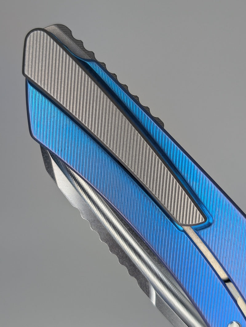 MachineWise Mojave High Voltage Blue Fade Lanyardless Framelock Folding Knife #675 *BLEM*