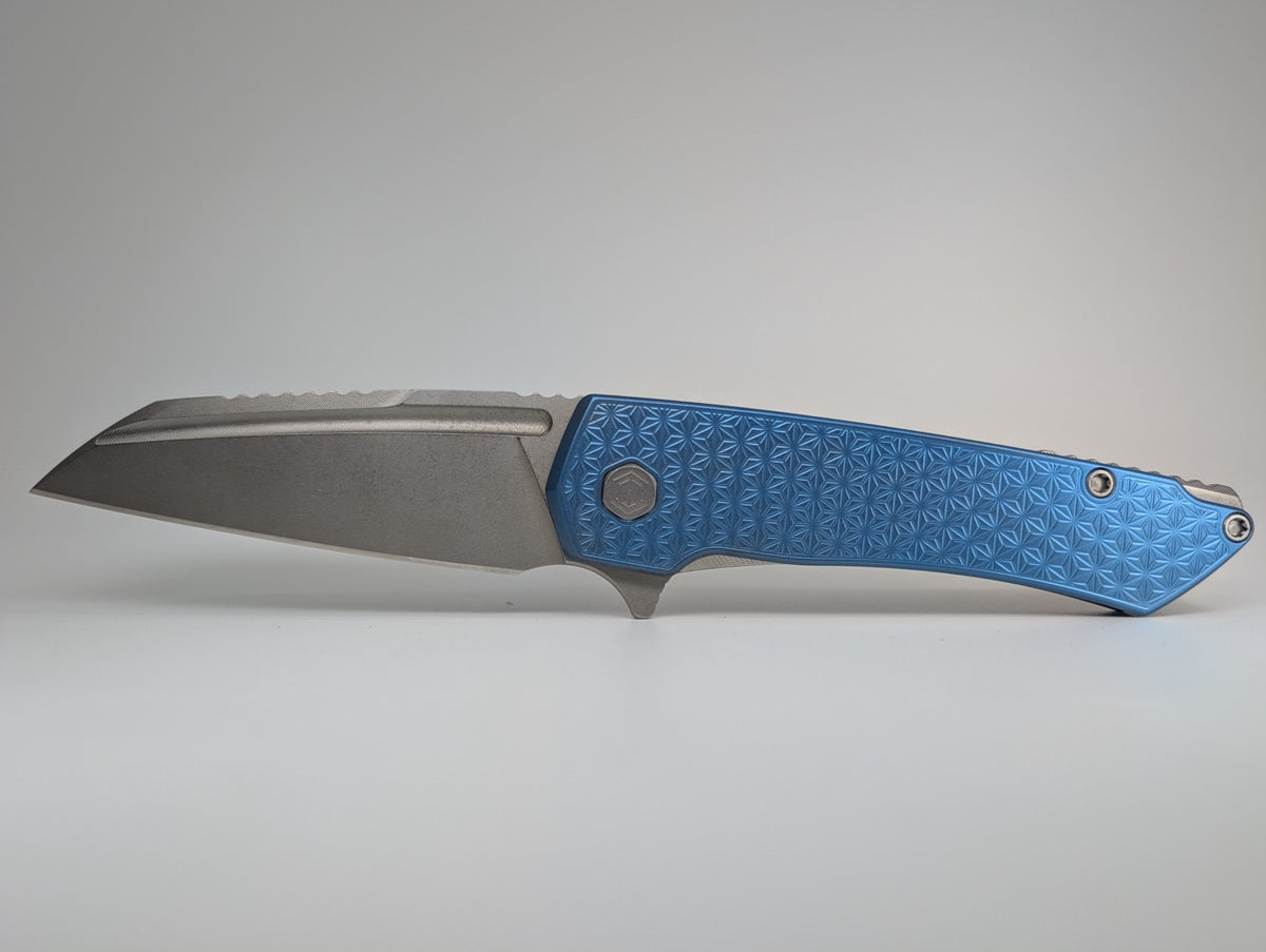MachineWise Mojave Ice Blue Ti (CPM S90V | Lightwash | Stars Handle) Framelock Folding Knife 575 *BLEM*