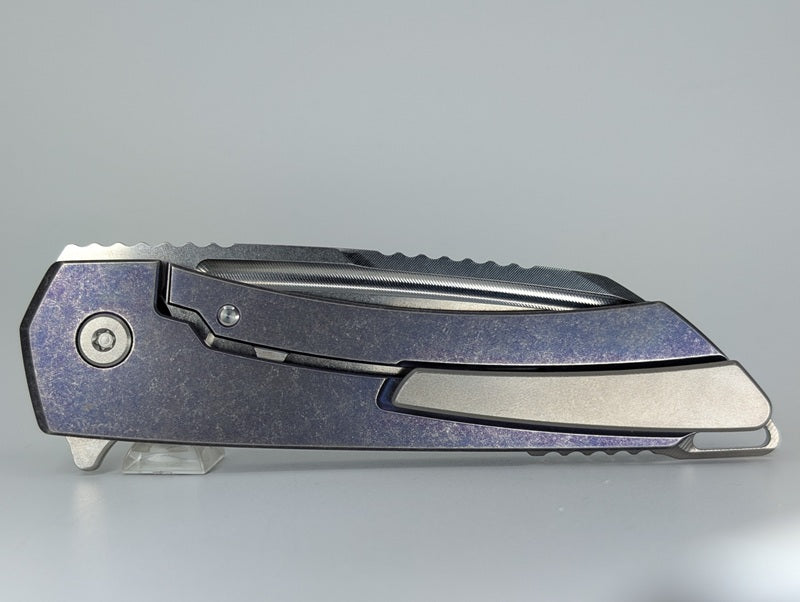 MachineWise-Mojave-Raw-Titanium-Framelock-Knife-Back