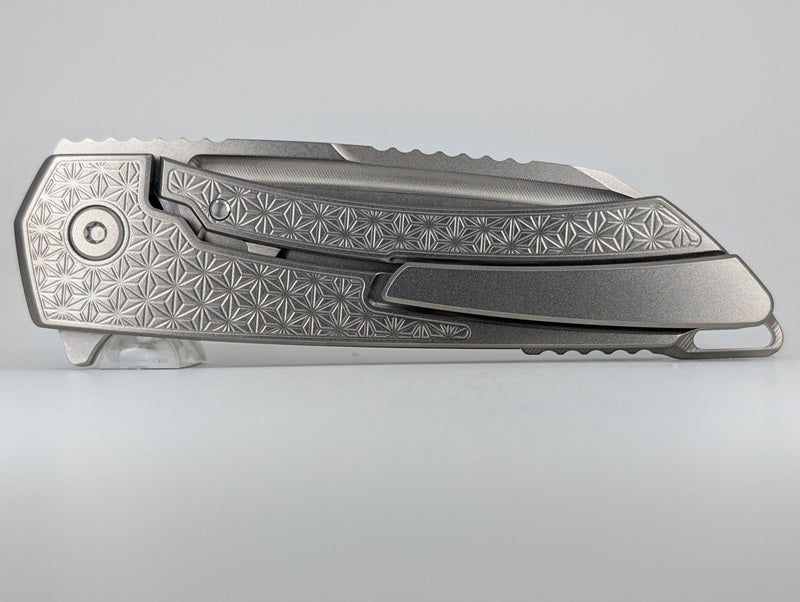 MachineWise-Mojave-Raw-Titanium-Framelock-Knife-Back4