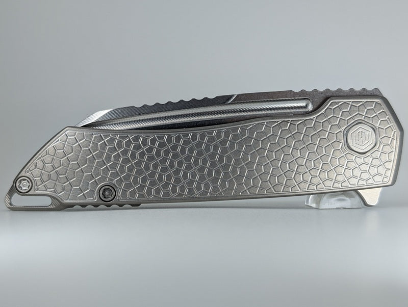 MachineWise-Mojave-Raw-Titanium-Framelock-Knife-Front4