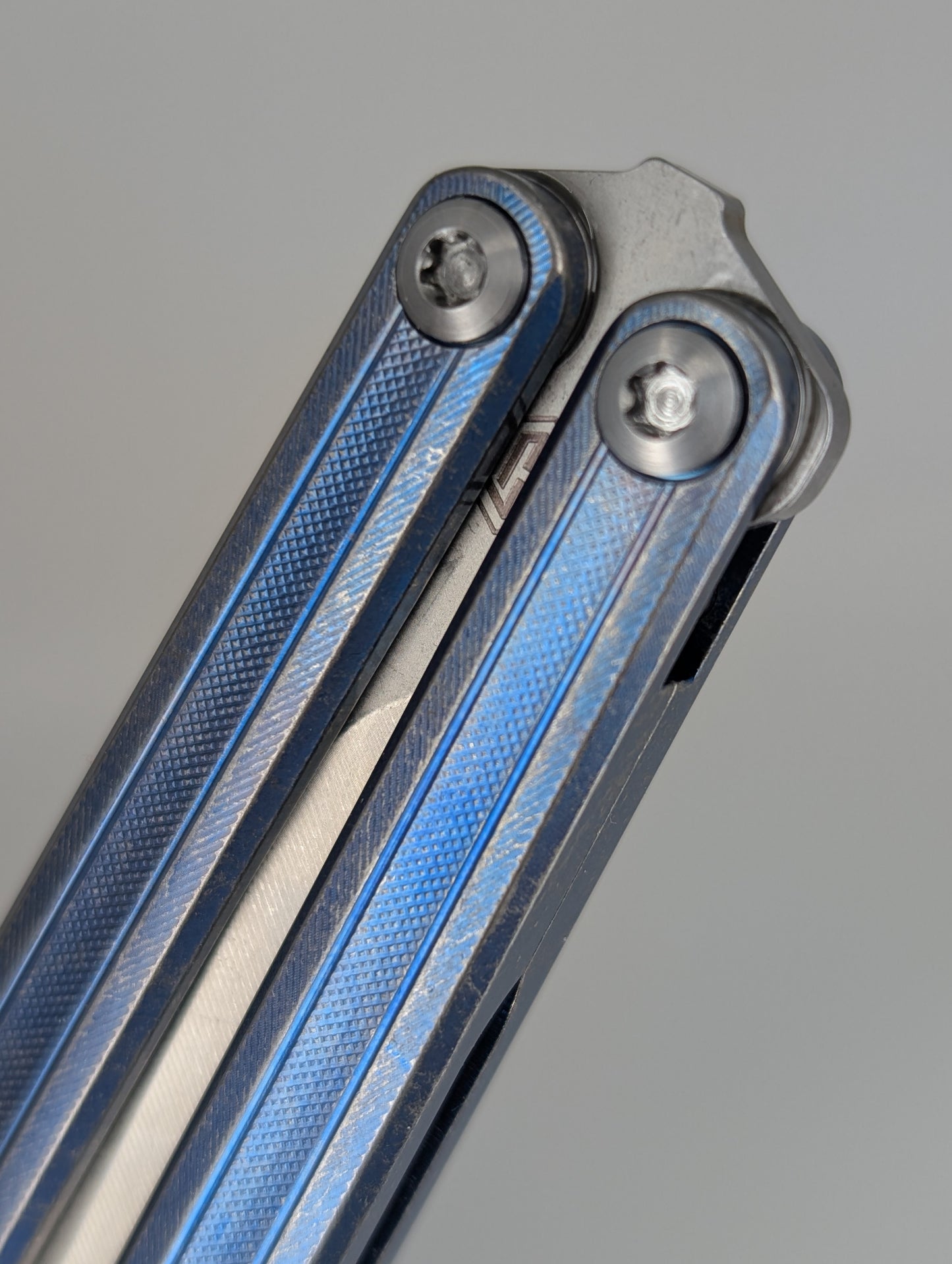 MachineWise Opus V2 Navy w/ Distress Titanium Live Blade Balisong #497