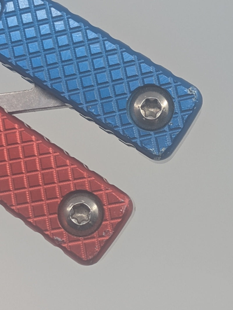 *Consignment* MachineWise Prysma Balisong Trainer Red/Blue