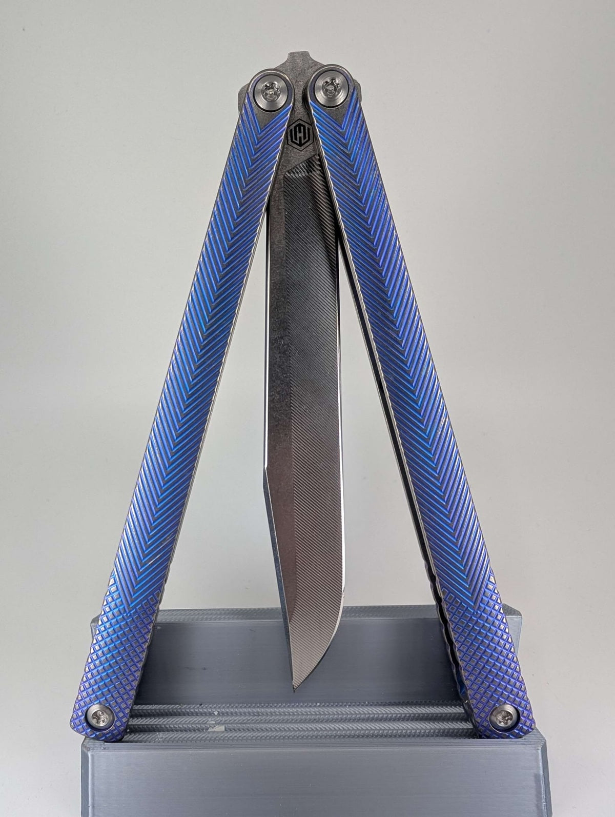 MachineWise Serif ( S35VN | Grade 5 Titanium | Blurple Distressed ) Live Blade Balisong #522