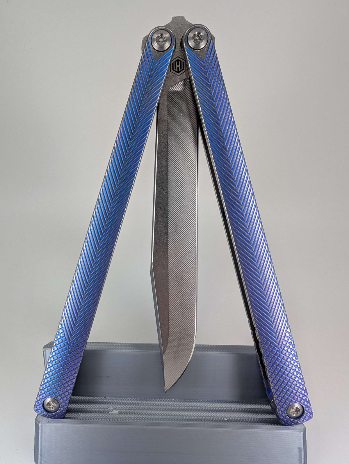 MachineWise Serif ( S35VN | Grade 5 Titanium | Blurple Distressed ) Live Blade Balisong #523