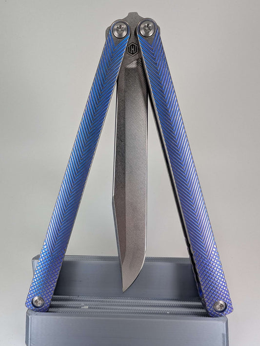 MachineWise Serif ( S35VN | Grade 5 Titanium | Blurple Distressed ) Live Blade Balisong #523