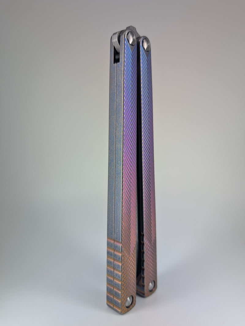 MachineWise Serif ( S35VN | Grade 5 Titanium | Blurple Distressed ) Live Blade Balisong #690