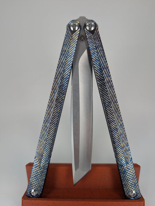 MachineWise Serif Heat Ano Titanium Live Blade Balisong #676