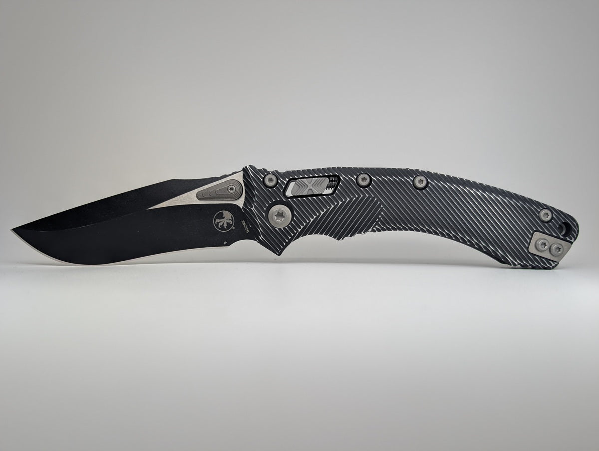 Microtech Amphibian RAM-LOK S/E Fluted Distressed Black Apocalyptic DLC Folding Knife