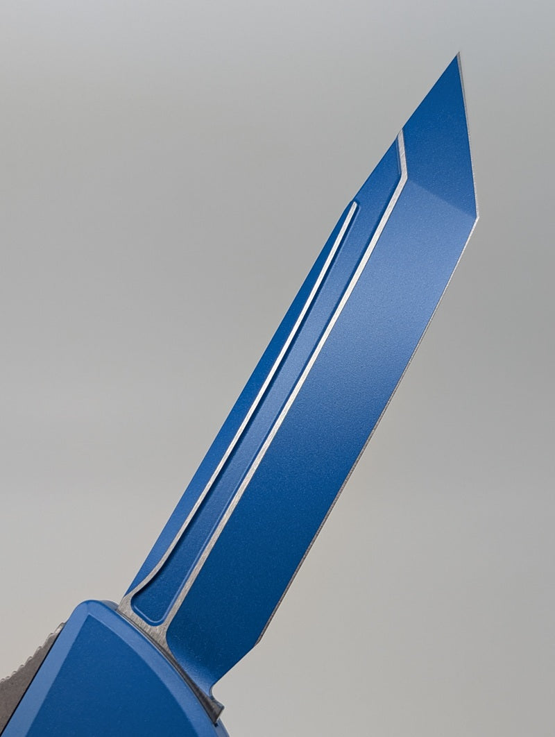 Microtech Combat Troodon T/E Gen III Cerakote Blue Out the Front Knife