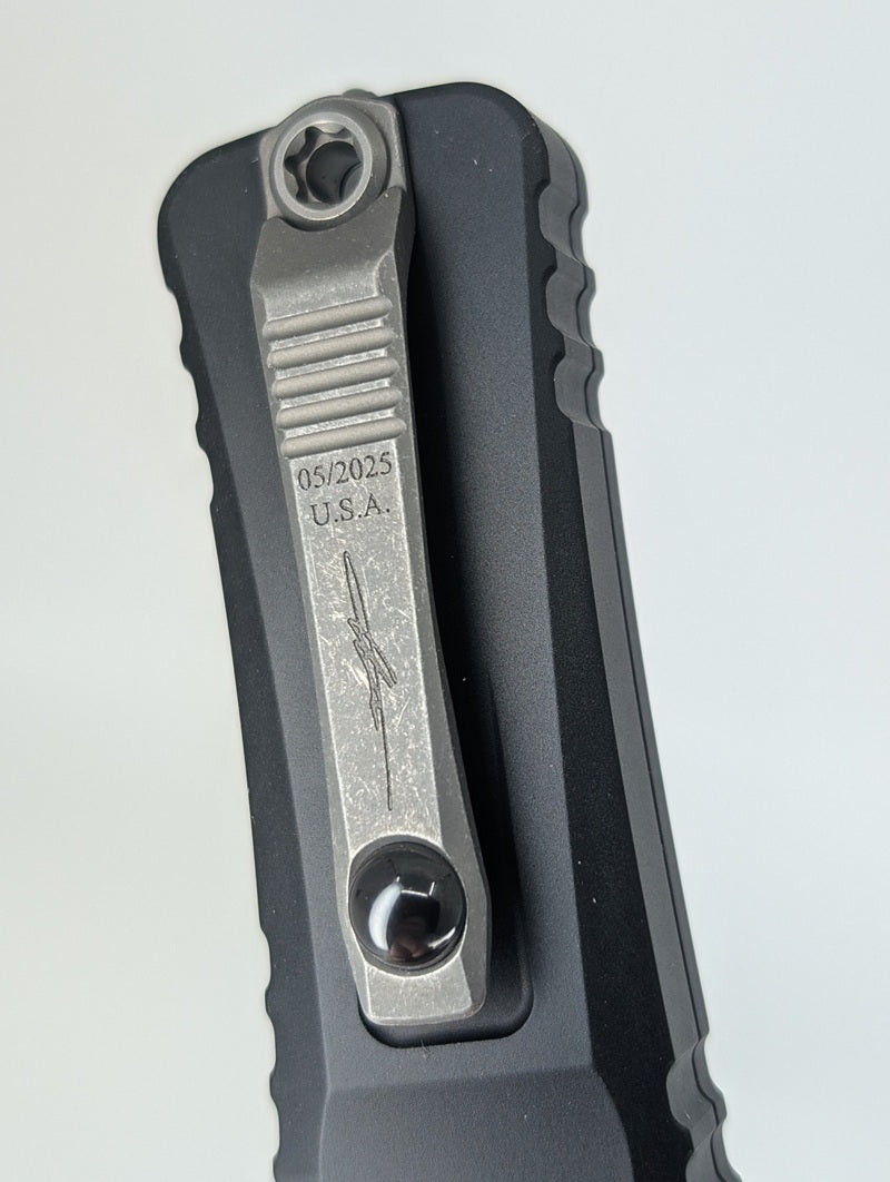 Microtech Combat Troodon Gen III Hellhound Signature Series Apocalyptic Out the Front Knife
