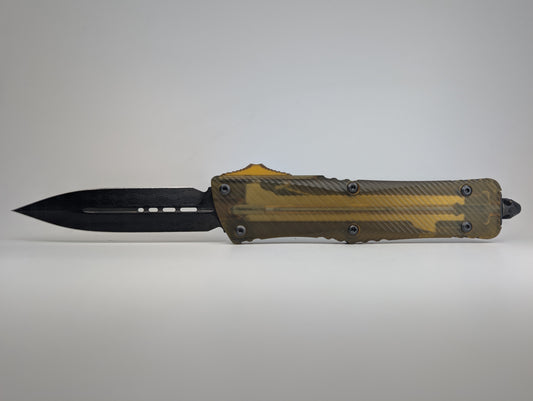 *Consignment* Microtech Combat Troodon D/E Ultem Top Damascus Blade Out the Front Knife