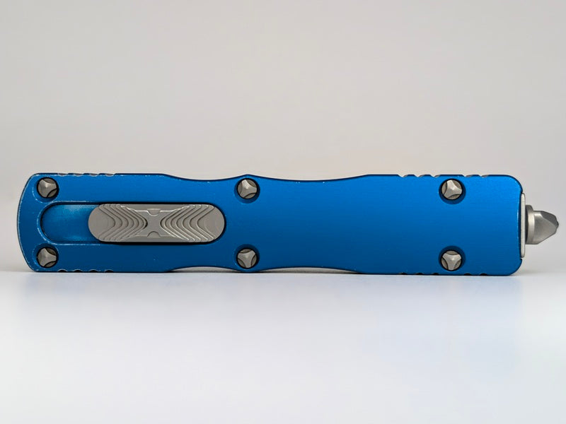 *Consignment* Microtech Dirac D/E Blue Stonewash Out the Front Knife 225-10 BL