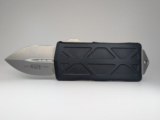 *Consignment* Microtech Exocet Black Money-Clip Out the Front Knife